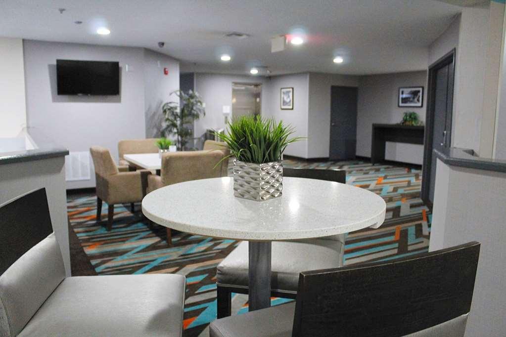 Clarion Inn & Suites Dfw North Irving Facilidades foto